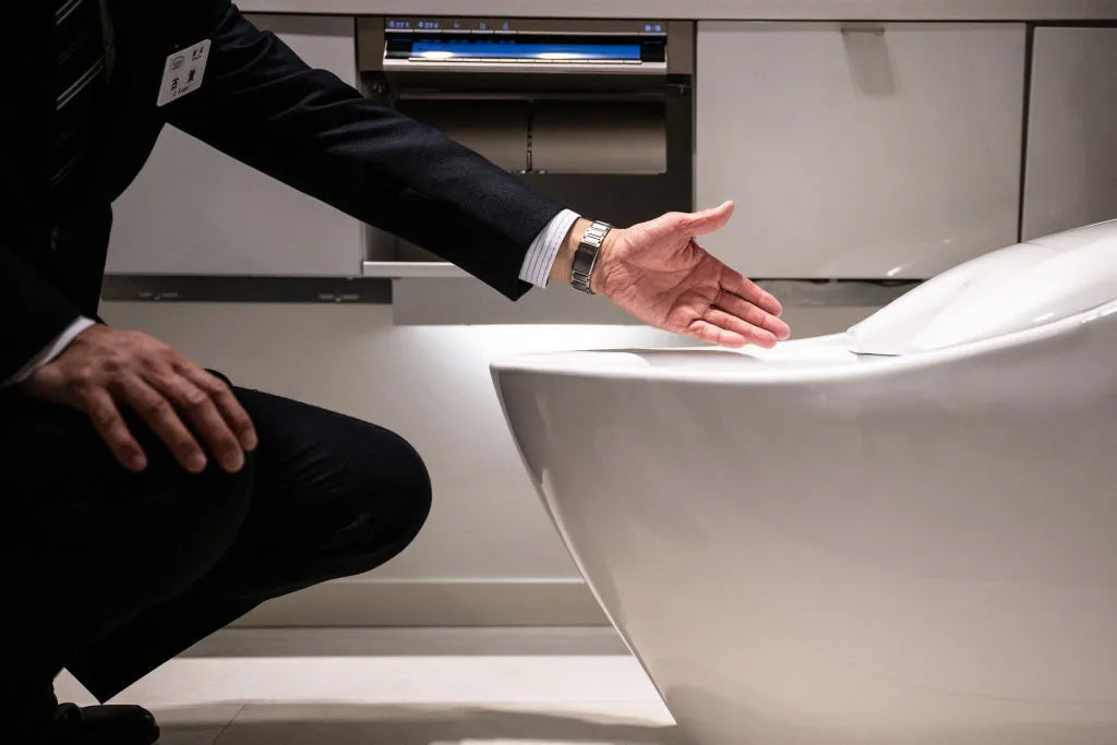 What's the Best TOTO Toilet That is Also Cheap? An informative article on bath4all.com