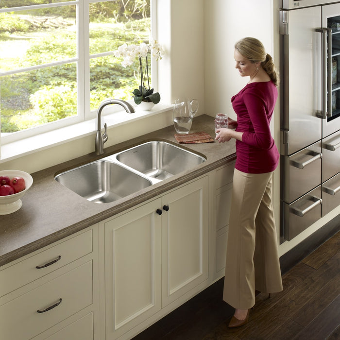 Houzer MD-3109-1 Medallion 31" Undermount 50/50 Double Bowl Kitchen Sink with Strainer