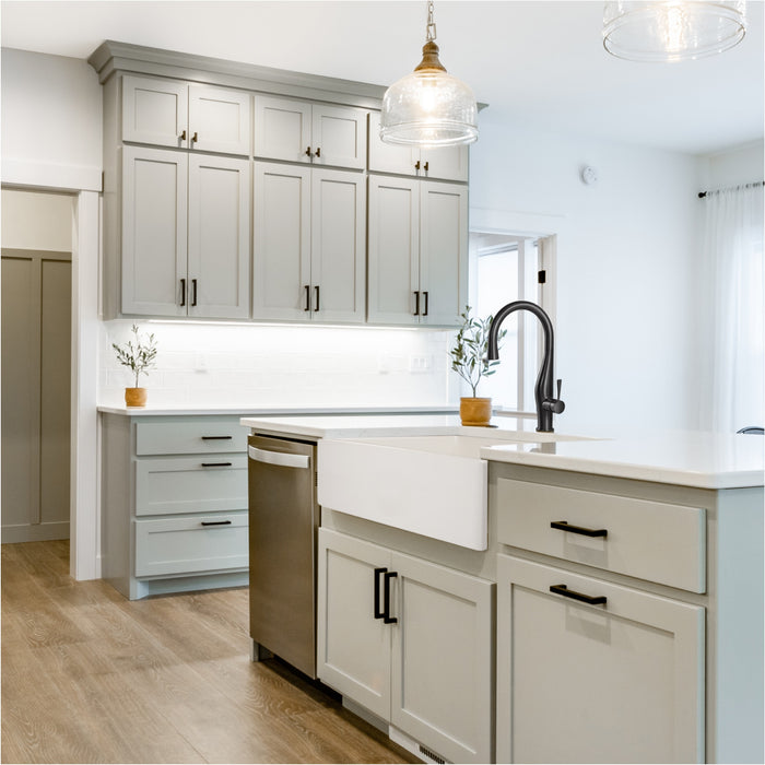 Houzer PTG-4318 WH Platus 33" White Fireclay Apron Front Farmhouse Single Bowl Kitchen Sink