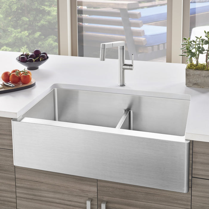 Blanco 525242 Quatrus R15 33" 60/40 Double Bowl Apron-Front Stainless Steel Farmhouse Sink