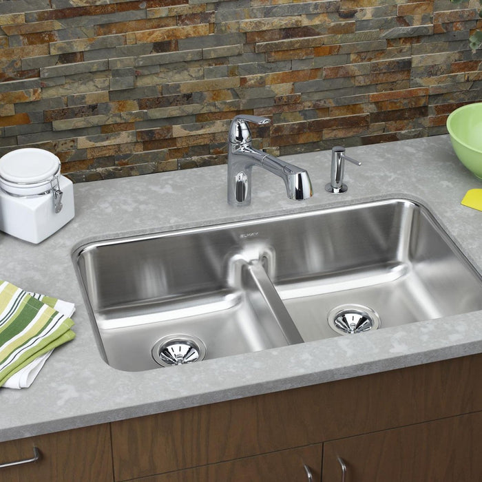 Elkay ELUHAQD3218 Lustertone 32-1/16 x 18-1/2 x 8" 2-Bowl Undermount Kitchen Sink, Aqua Divide