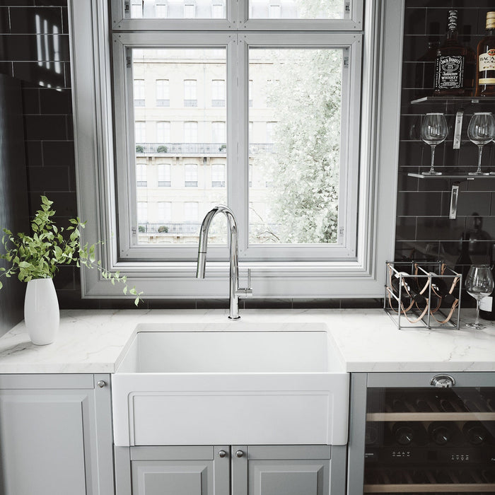 Vigo VG02029CH Greenwich Single-Handle High-Arc Pull-Down Kitchen Faucet in Chrome