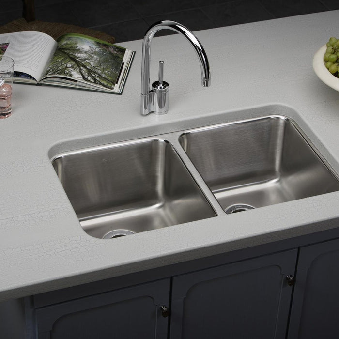 Elkay ELUH311810 Lustertone Stainless Steel 30-3/4" x 18-1/2" x 10", 2-Bowl Undermount Kitchen Sink
