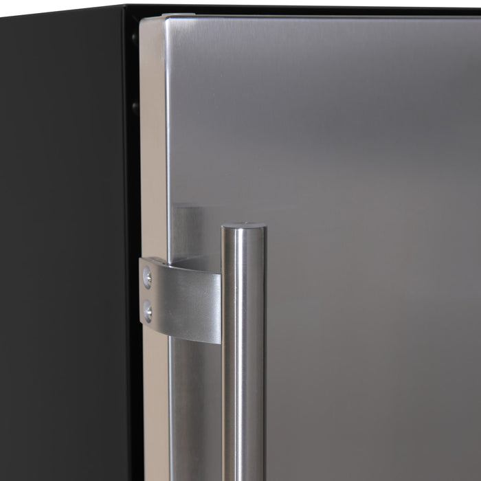 Edgestar IB250SS 15" Wide 20 Lbs. Capacity Free Standing and Undercounter Ice Maker in Stainless Steel